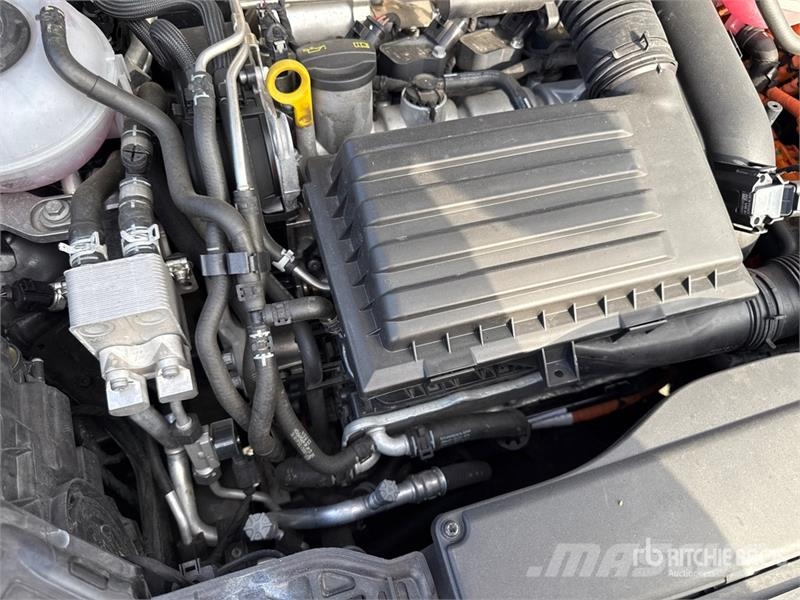 Audi Q3 Plug-In Hybrid 45 TFSI E S TRONIC BUSINESS SUV Αυτοκίνητα