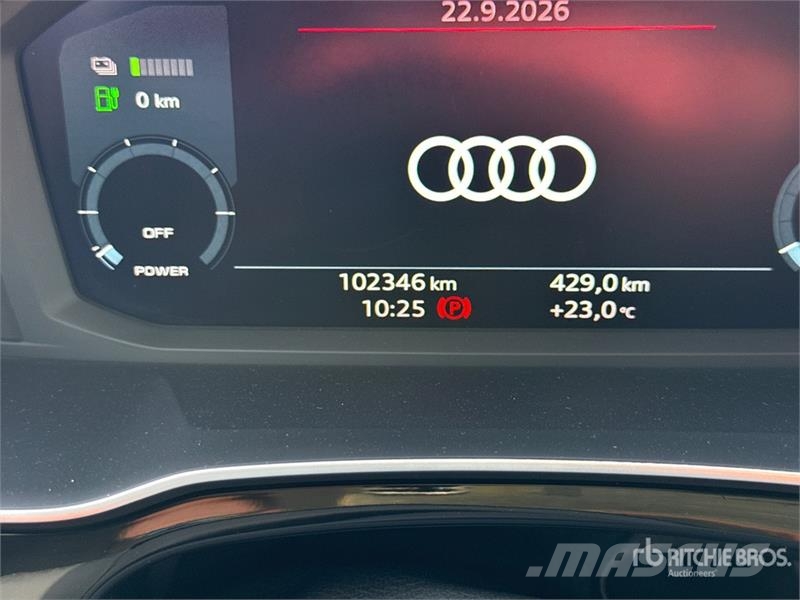 Audi Q3 Plug-In Hybrid 45 TFSI E S TRONIC BUSINESS SUV Αυτοκίνητα