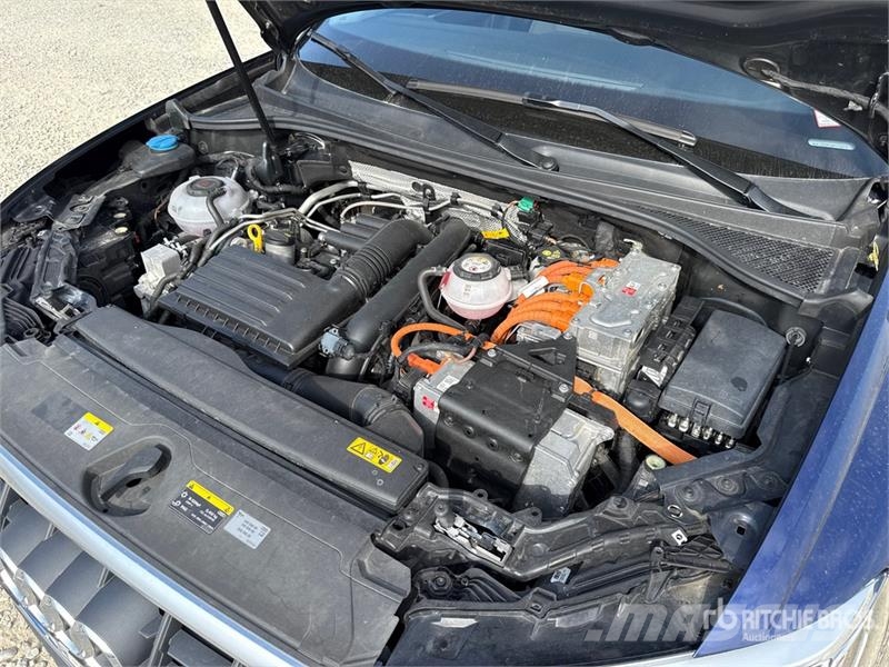 Audi Q3 Plug-In Hybrid 45 TFSI E S TRONIC BUSINESS SUV Αυτοκίνητα