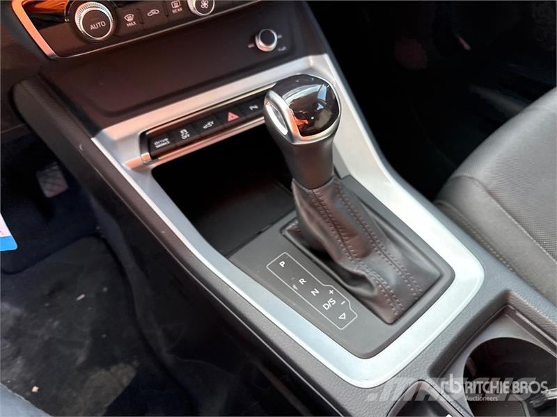 Audi Q3 Plug-In Hybrid 45 TFSI E S TRONIC BUSINESS SUV Αυτοκίνητα