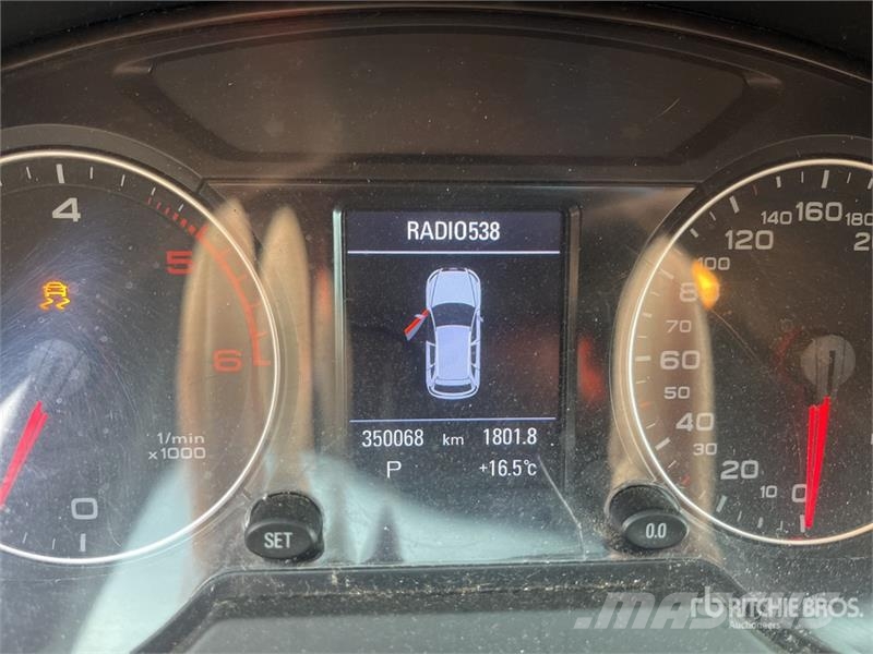 Audi Q5 S-Line AWD SUV Avtomobili