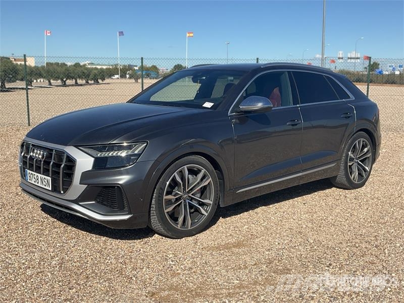 Audi Q8 4x4 SUV Coches
