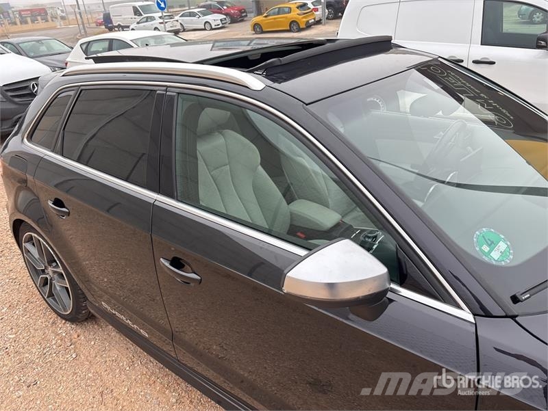 Audi S3 Automobile Автомобілі