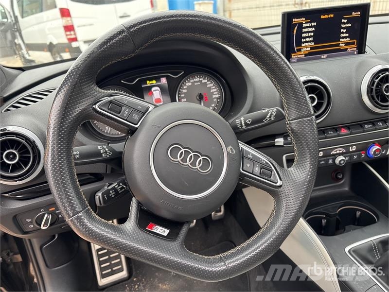 Audi S3 Automobile Автомобілі