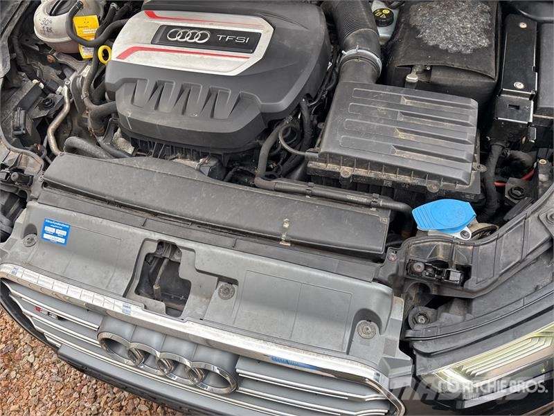 Audi S3 Automobile Автомобілі