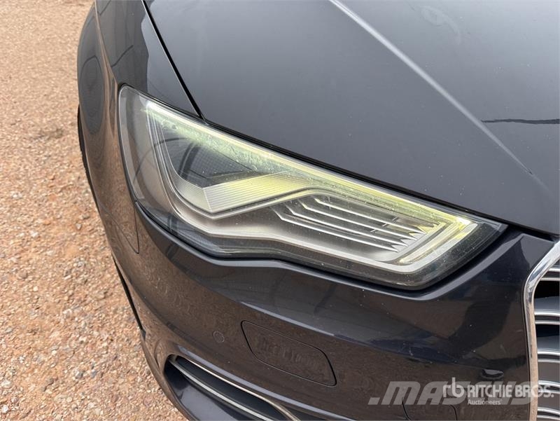 Audi S3 Automobile Автомобілі