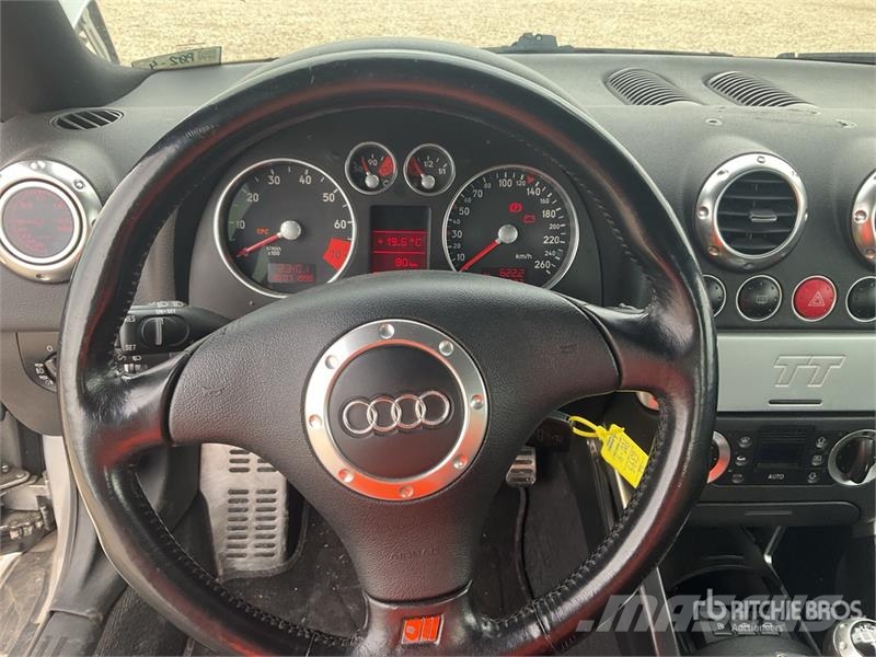 Audi TT Coupe AWD Gasoline Automobile Automobili