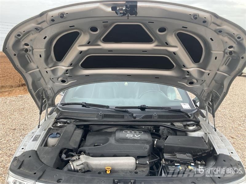 Audi TT Coupe AWD Gasoline Automobile Automobili