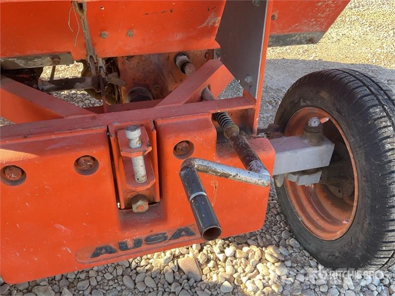 Ausa 150D Dumper Странични самосвали