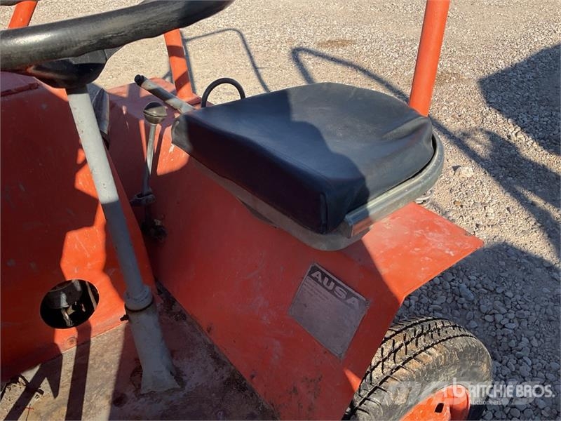 Ausa 150D Dumper Странични самосвали
