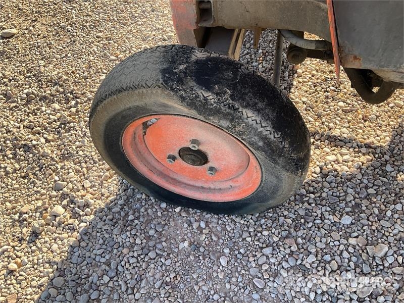 Ausa 150DH 4x2 Dumper (Inoperable) عربات نقل قلابة للمواقع