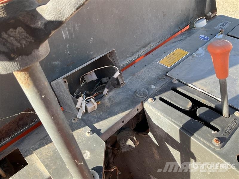 Ausa 150DH 4x2 Dumper (Inoperable) عربات نقل قلابة للمواقع