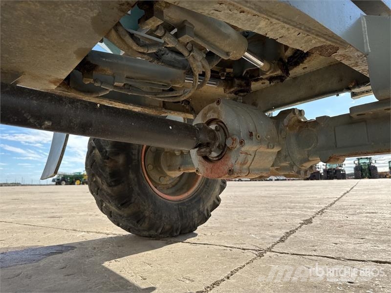 Ausa 350 AHG Dumpers de site