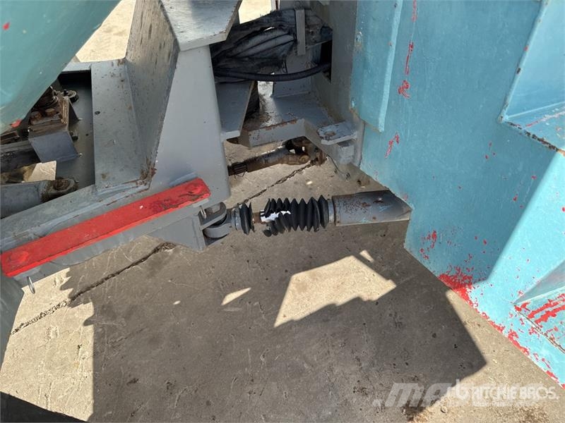 Ausa 350 AHG Dumpers de site