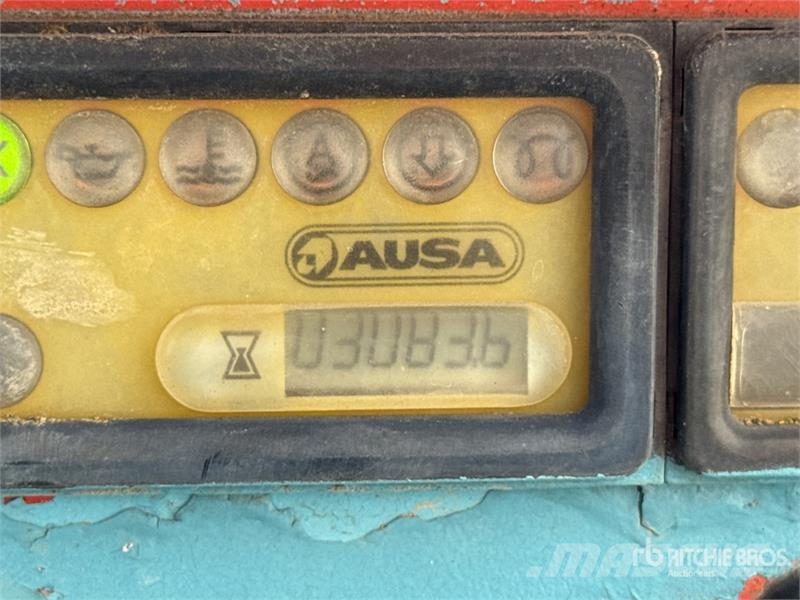 Ausa 350 AHG Dumpers de site