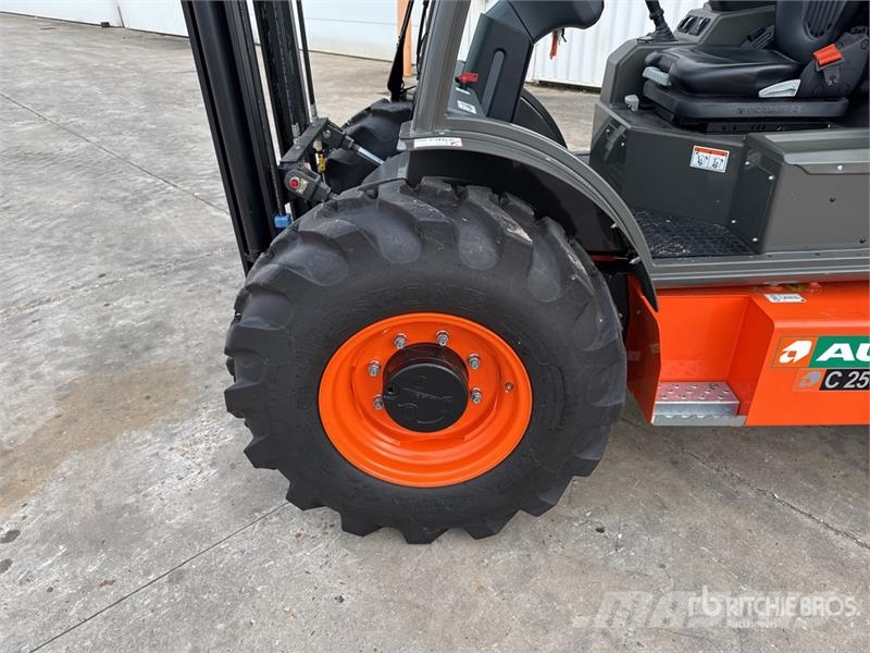 Ausa C 251 H X4 S3 1600 kg 4x4 Rough Terrain Forklift ( Terrängtruck
