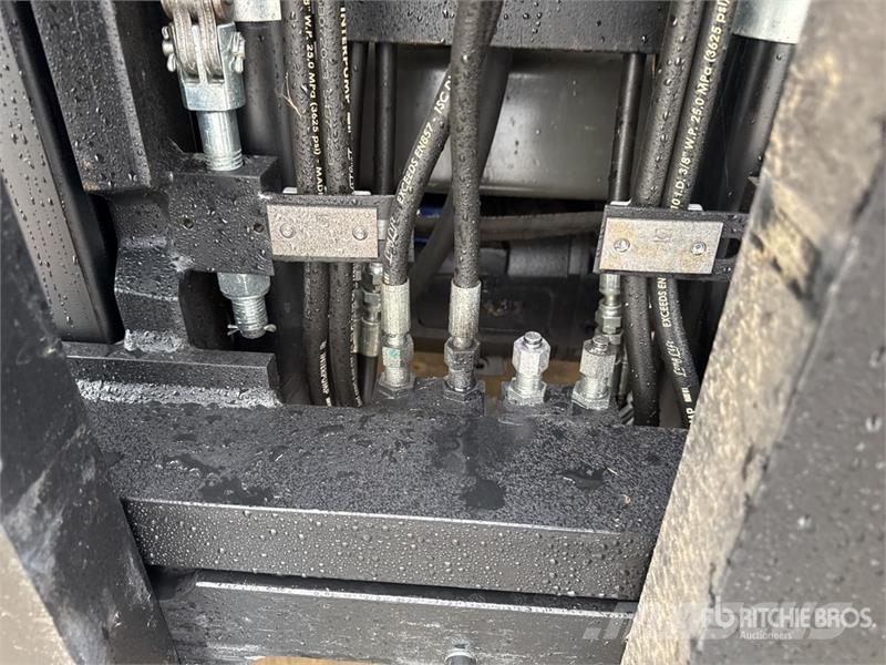 Ausa C 501 H X4 5000 kg 4x4 Rough Terrain Forklift (Unu Камиони за херавни местности