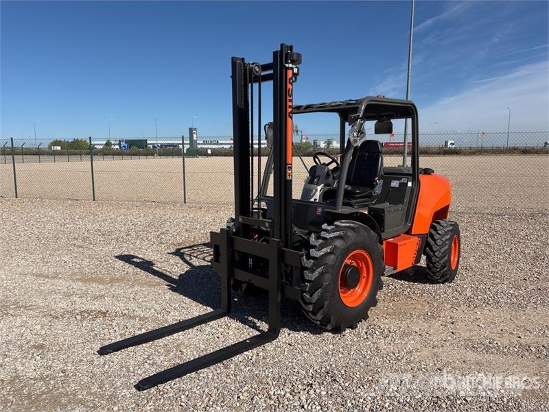 Ausa C251H 4x4 Rough Terrain Forklift (Unused) Montacargas todo terreno