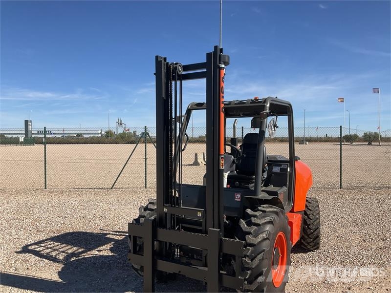Ausa C251H 4x4 Rough Terrain Forklift (Unused) Montacargas todo terreno