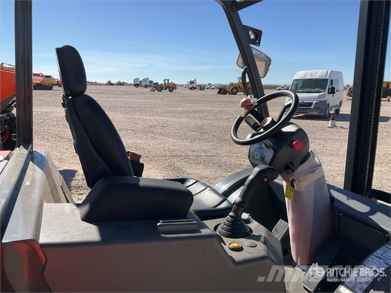 Ausa C251H 4x4 Rough Terrain Forklift (Unused) Montacargas todo terreno