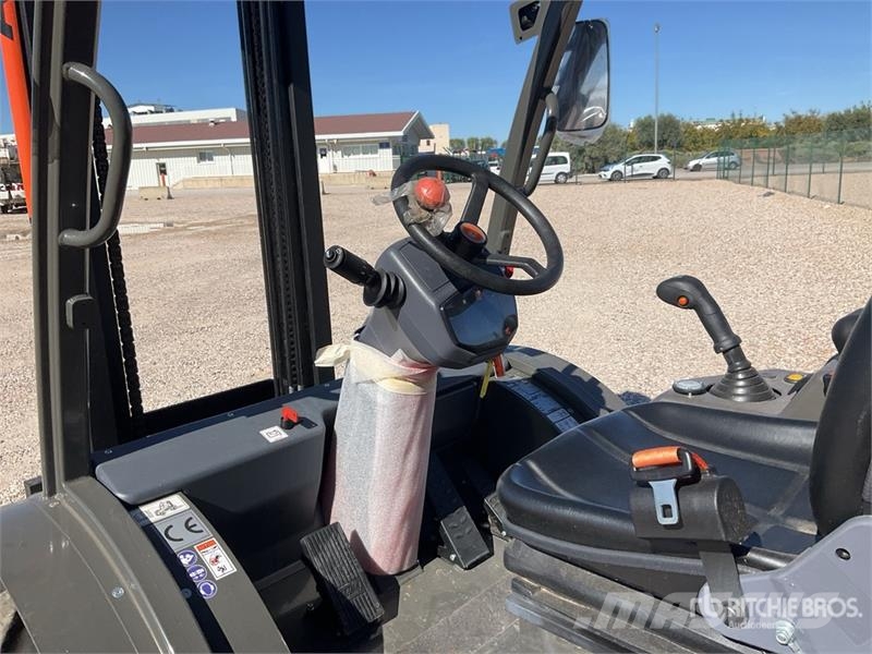Ausa C251H 4x4 Rough Terrain Forklift (Unused) Montacargas todo terreno
