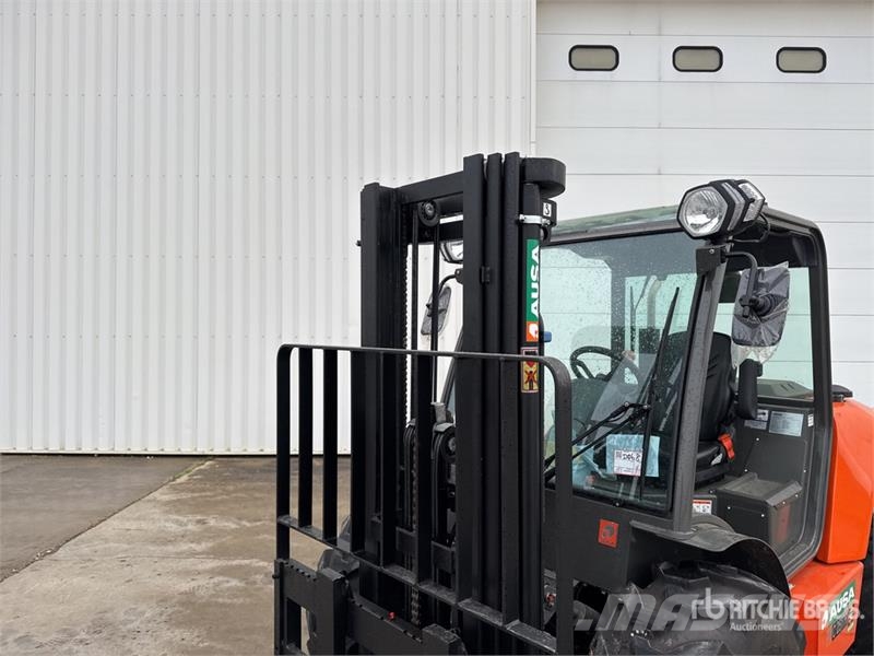 Ausa C251HX4 2500 kg 4x4 Rough Terrain Forklift (Unused Камиони за херавни местности