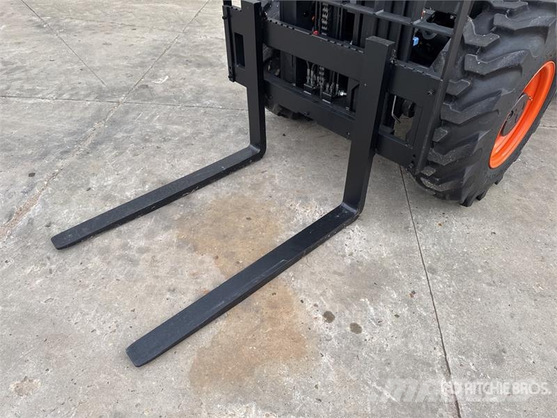 Ausa C251HX4 2500 kg 4x4 Rough Terrain Forklift (Unused Vanterenski viljuškar
