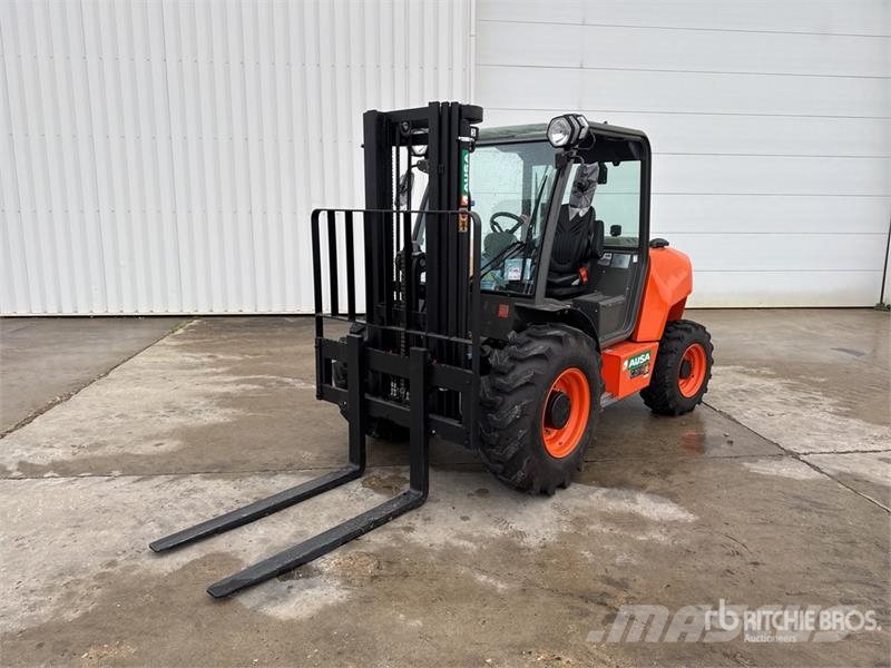 Ausa C251HX4 2500 kg 4x4 Rough Terrain Forklift (Unused Камиони за херавни местности