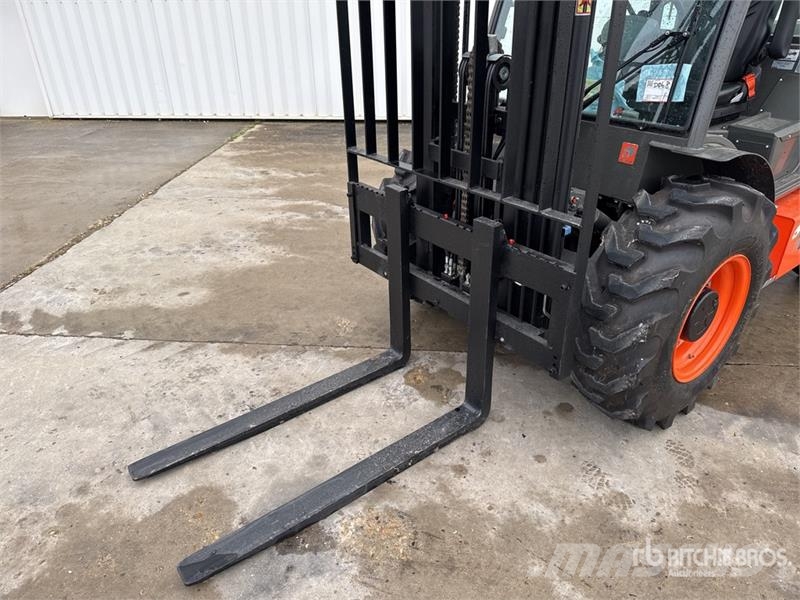 Ausa C251HX4 2500 kg 4x4 Rough Terrain Forklift (Unused Камиони за херавни местности