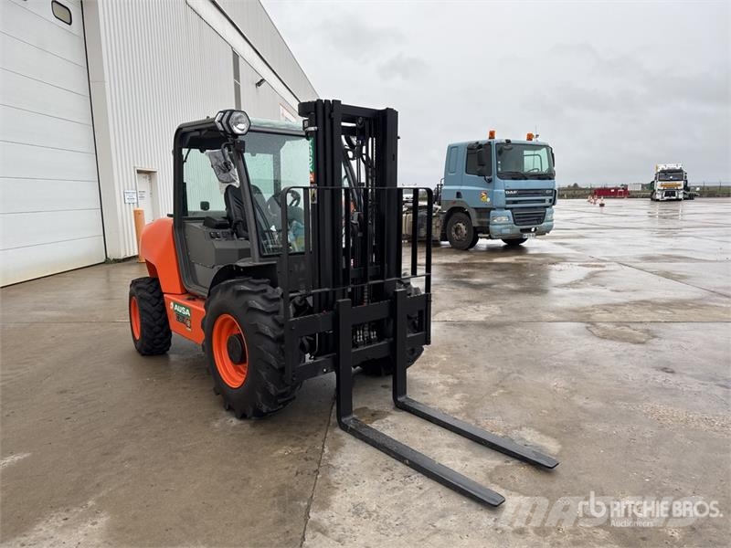 Ausa C251HX4 2500 kg 4x4 Rough Terrain Forklift (Unused Камиони за херавни местности
