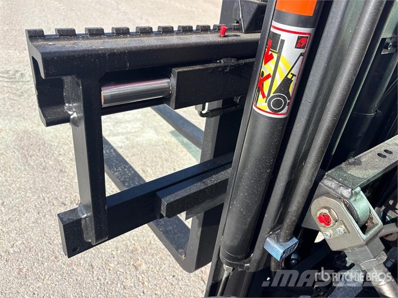 Ausa C251Hx4 4x4 Rough Terrain Forklift (Unused) Montacargas todo terreno