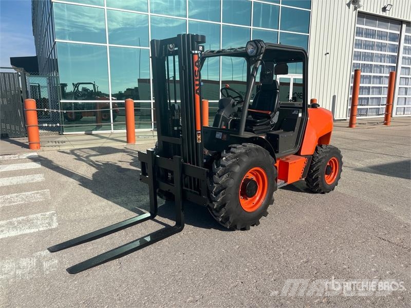 Ausa C251Hx4 4x4 Rough Terrain Forklift (Unused) Montacargas todo terreno