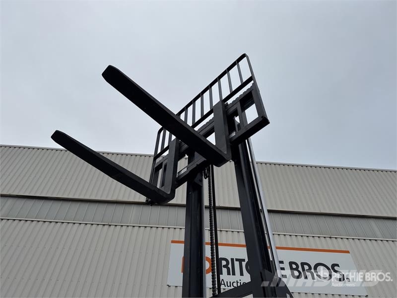 Ausa C501HX4 5000 kg 4x4 Rough Terrain Forklift (Unused Камиони за херавни местности