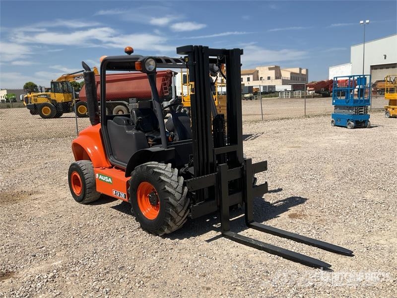 Ausa CH200 4x4 Rough Terrain Forklift شاحنات الطرق الوعرة