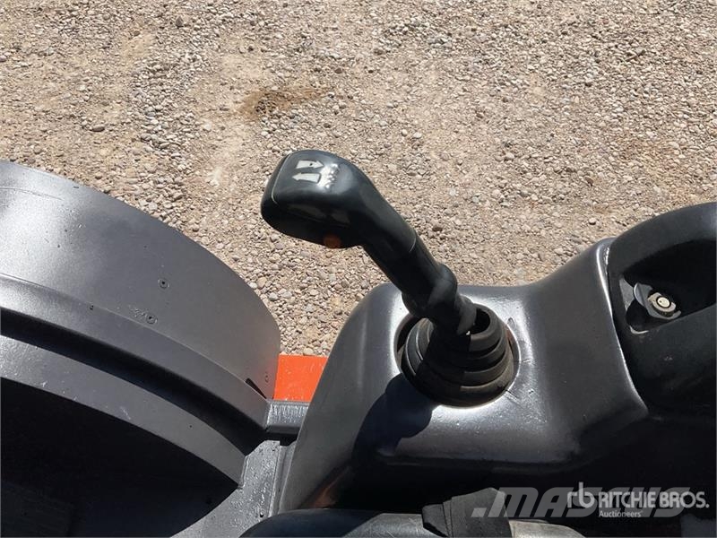 Ausa CH200 4x4 Rough Terrain Forklift شاحنات الطرق الوعرة