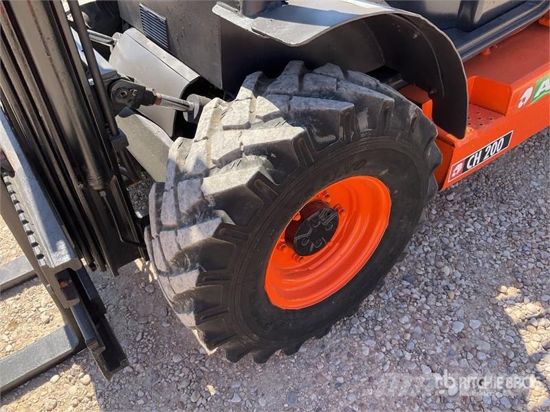 Ausa CH200 4x4 Rough Terrain Forklift شاحنات الطرق الوعرة