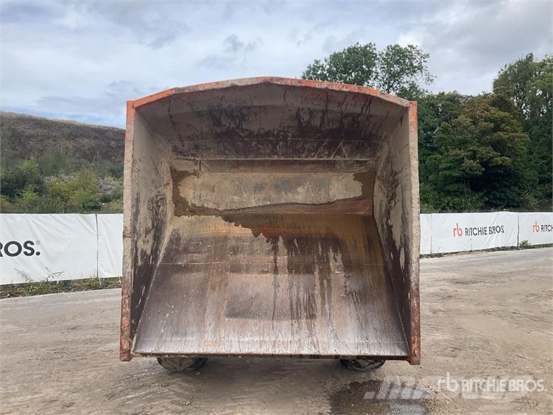 Ausa D1000AP 4x4 Dumper Dumpere
