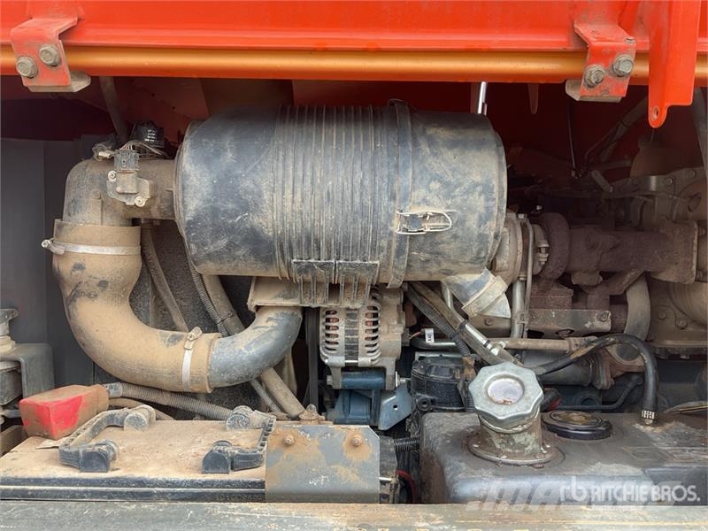 Ausa D1000AP 9 ton 4x4 Dumper Minidumprar