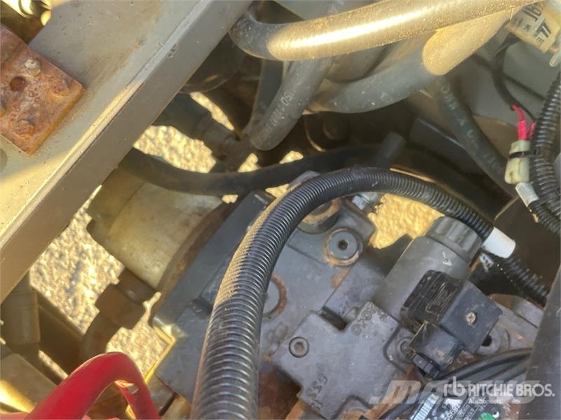 Ausa D120AHA 1.2 t 4x4 Hi-Tip Dumper عربات نقل قلابة للمواقع