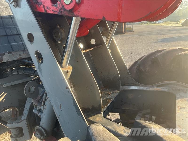 Ausa D120AHA 4x4 Hi-Tip Dumper 側卸礦車