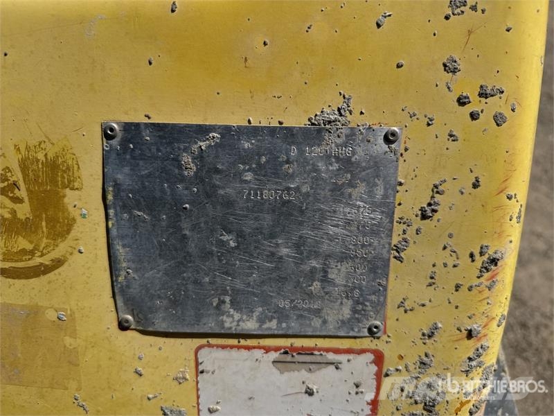 Ausa D120AHG 1.2 t 4x4 Swivel Motobasculeur Dumper Stavebné sklápače