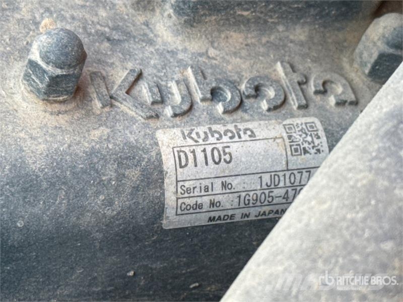 Ausa D120AHG 1.2 t 4x4 Swivel Motobasculeur Dumper Stavebné sklápače