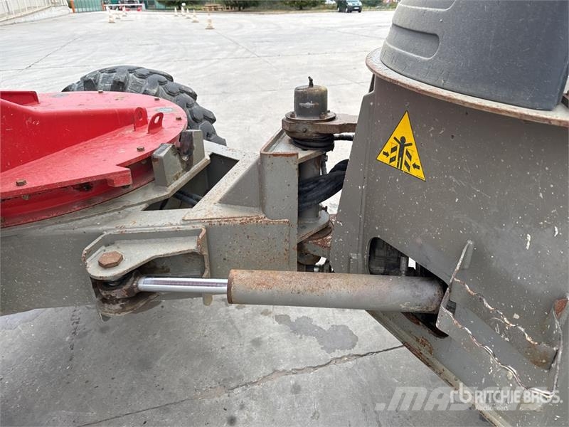 Ausa D600APG Dumpere