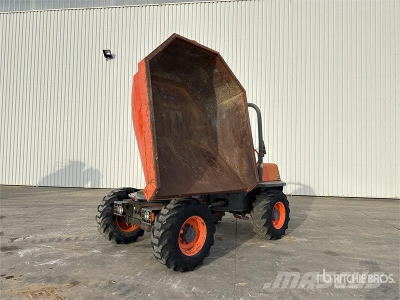 Ausa D600APG Damperi za gradilište