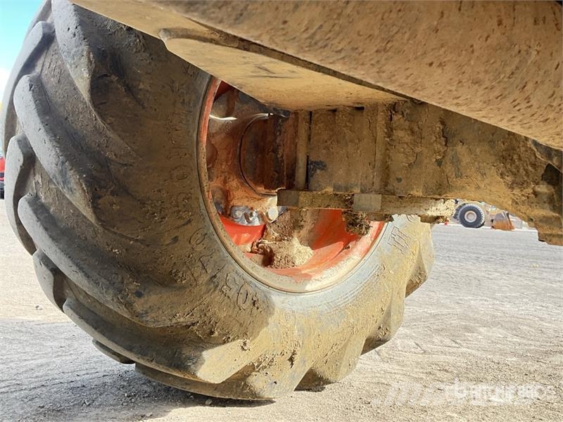 Ausa D600APG عربات نقل قلابة للمواقع