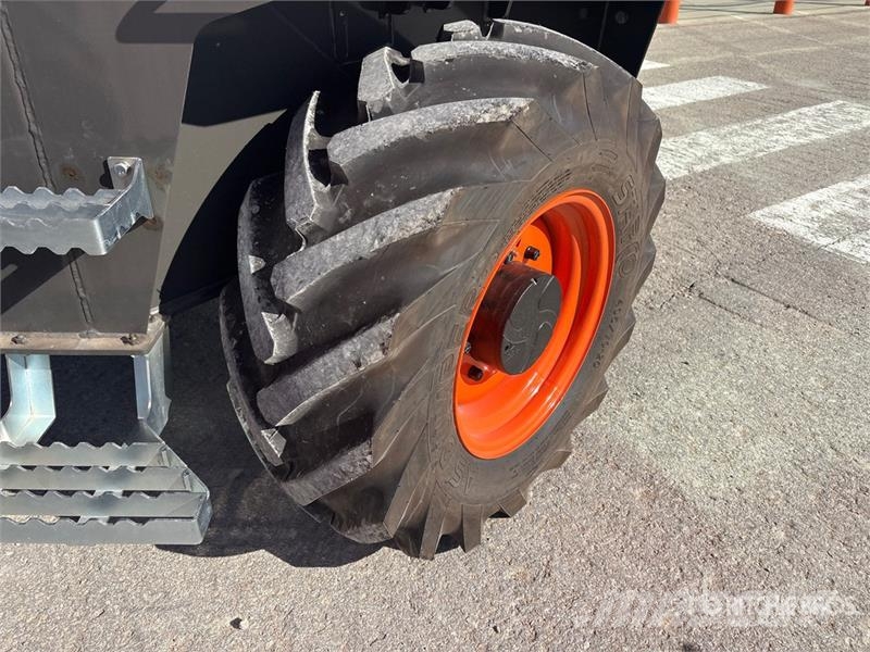 Ausa D601 AHG 4x4 Swivel Dumper (Unused) Dumpere