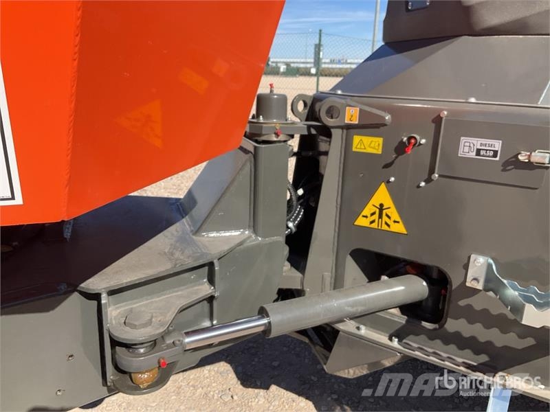 Ausa D601APG 4x4 Swivel Dumper (Unused) Demperi za gradilišta