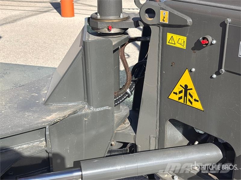 Ausa D601APG 4x4 Swivel Dumper (Unused) Demperi za gradilišta