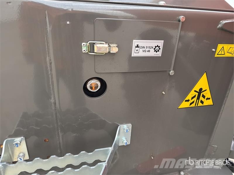 Ausa D601APG 6 t 4x4 Swivel Dumper (Unused) Minidumprar