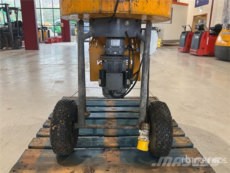 Baron F-110 Mortar and Grout Mixer Betonmixers